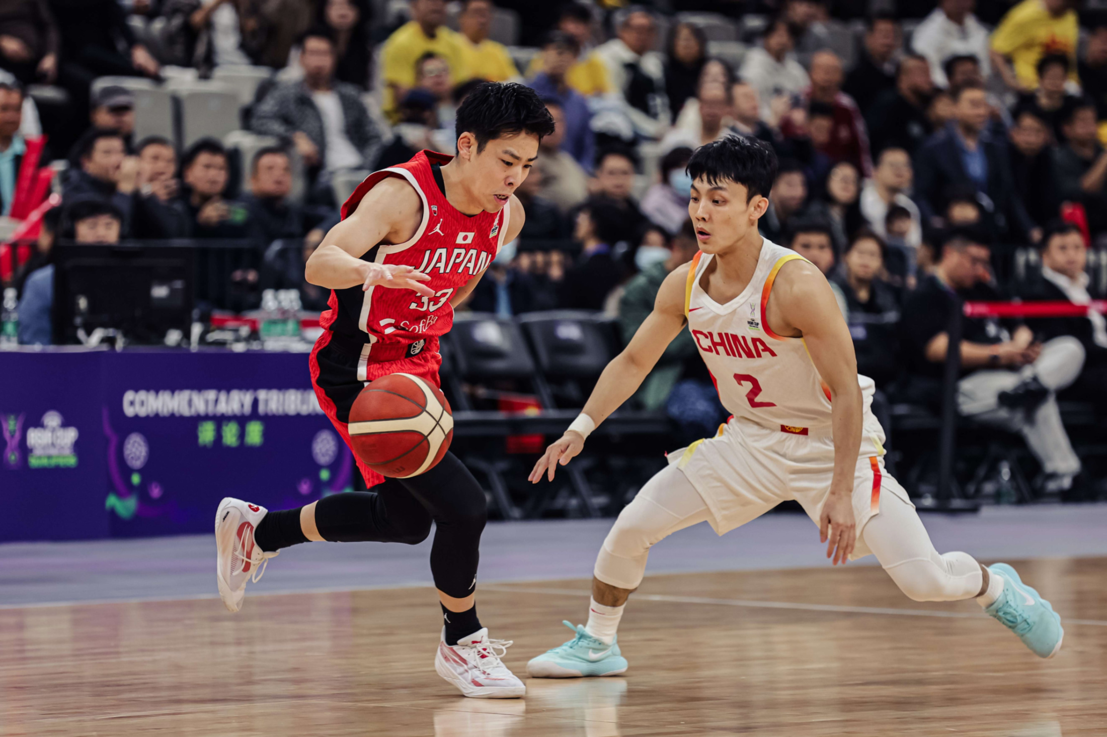 包含赛地聚焦：CBA常规赛赛后热度飙升，多伦多猛龙再遭质疑，媒体盛赞，心理建设被强调的词条-APP下载